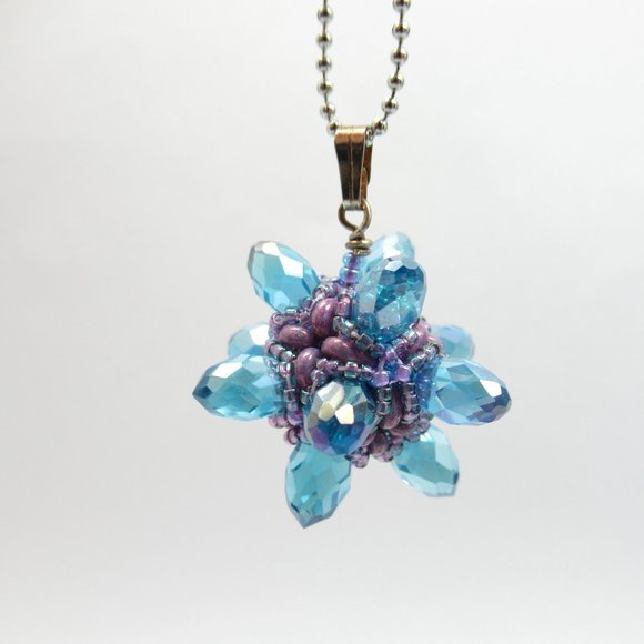 Blue Crystal 3d Beaded Bead pendant - Picture 6 of 15